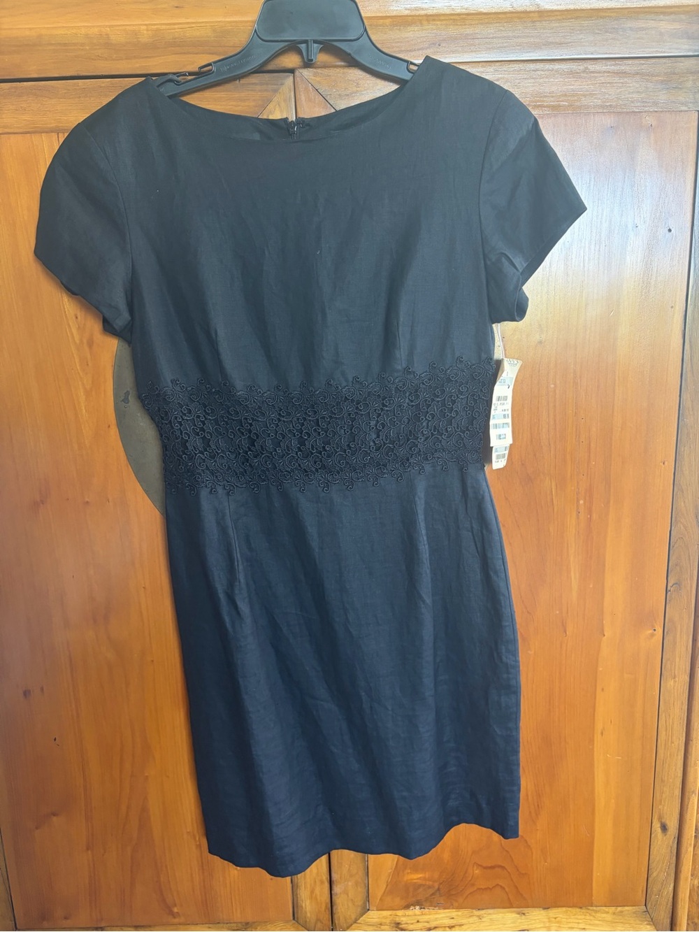 NWT vintage August Silk Classic Black Cap-Sleeve Dress- Lace Waist 100% linen